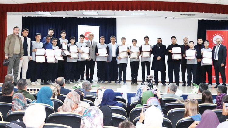 Çankırı'da hafızlar belgelerine kavuştu