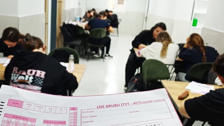 Simav Diyanet Gençlik Merkezi'nde YKS denemeleri başladı