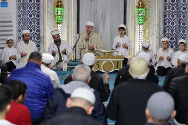 Esenler’de "Kur’an Sofrası" programı gerçekleşti