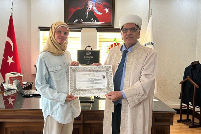 Polonyalı Aleksandra, Serik'te Müslüman oldu