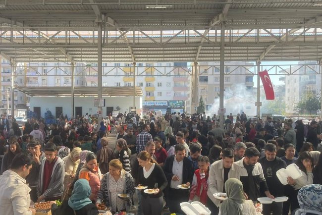 Halfeti Gazze için seferber oldu