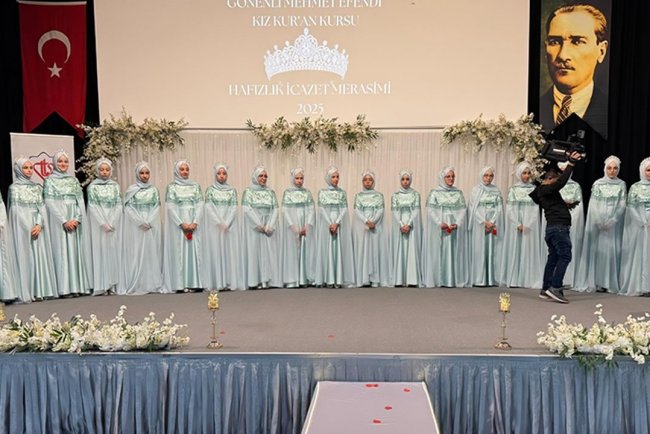 Gönen'de 23 hafız belge aldı