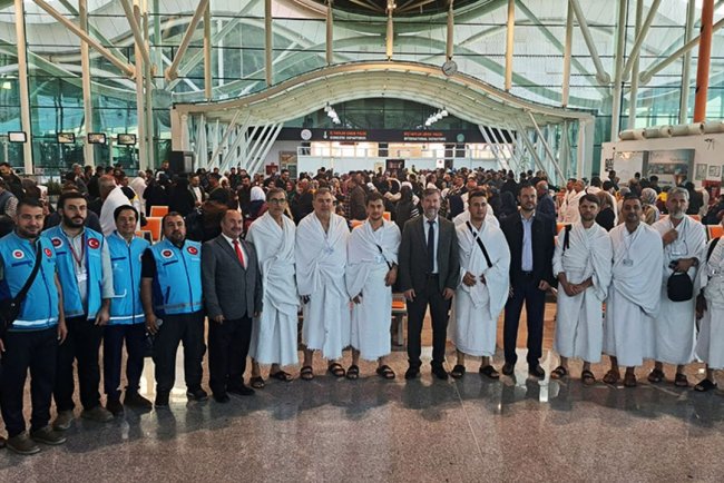 Hatay'da deprem sonrası ilk mübarek yolculuk