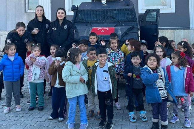 Saraylı miniklerden anlamlı ziyaret