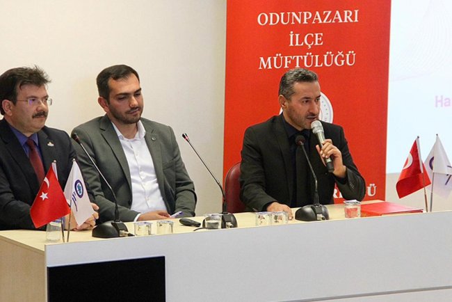 Eskişehir'de "Din Hizmetlerinde Gelecek Sensin" paneli düzenlendi