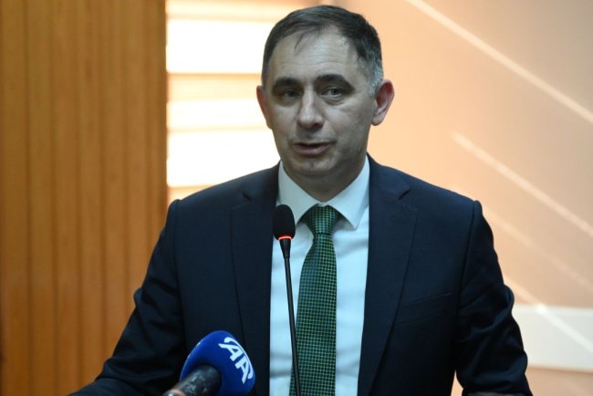 Selimiye Camii'nde çimentolu izler temizlendi, orijinal dokular ortaya çıkarıldı