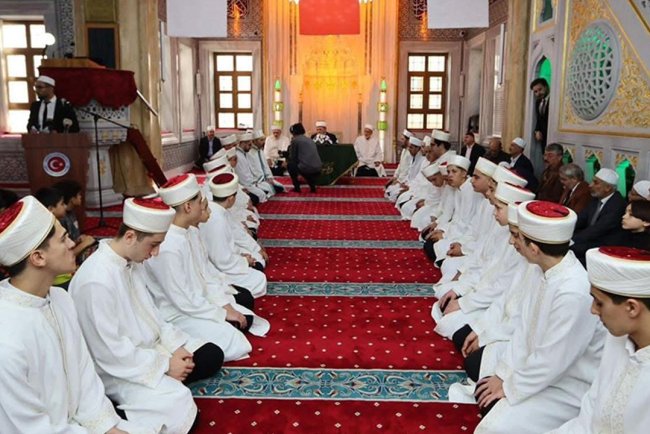 Çerkezköy'de 25 Hafız icazet aldı