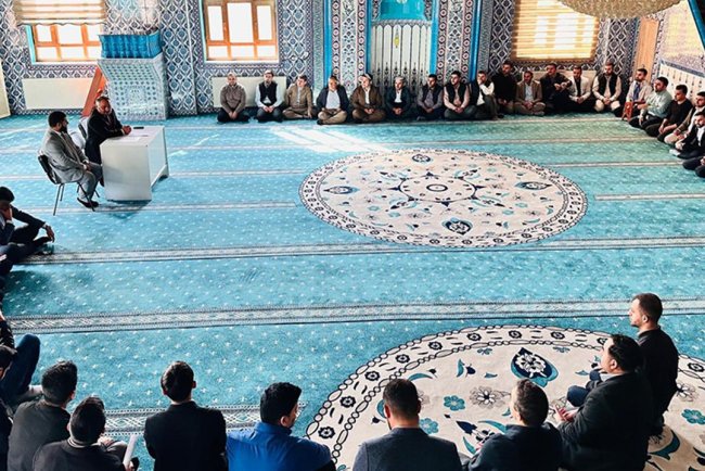 Derecik'te din hizmetleri değerlendirildi