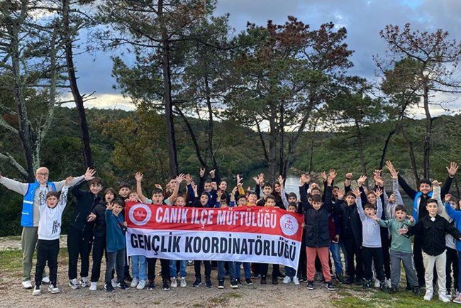 Canik Diyanet Gençlik gezide buluştu