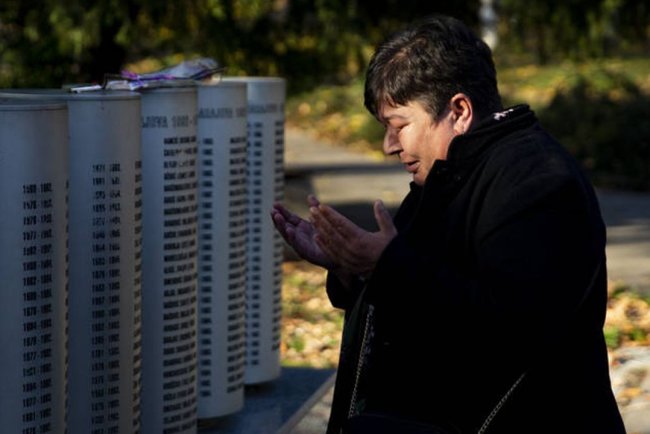 Saraybosnalılar, savaşta para karşılığı yakınlarını öldüren "katillerin" bulunmasını istiyor