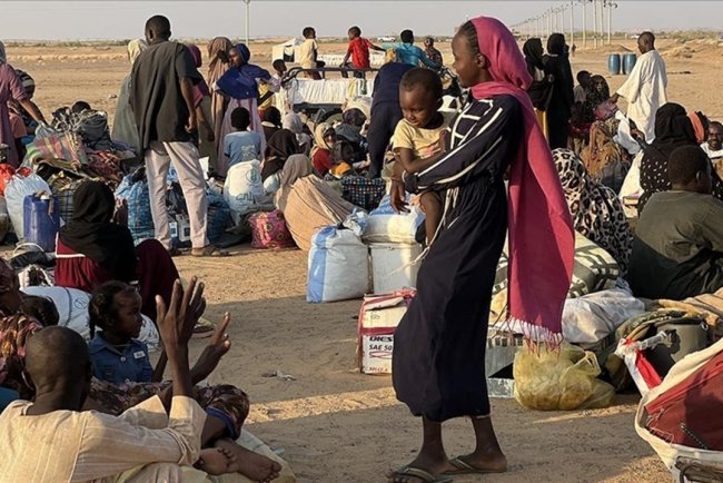 Sudan'da insani dramın yaşandığı Faşir'de halka yardım için erişim talep ediyor