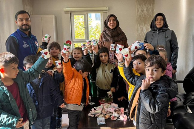 Batman'da minikler kumbaralarını Gazze için açtı