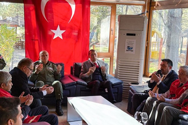 Müftülükten 12'nci Hava Ulaştırma Ana Üs Komutanlığı'na taziye ziyareti