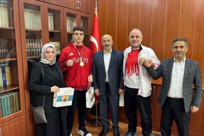 Wushu şampiyonundan müftülüğe vefa ziyareti