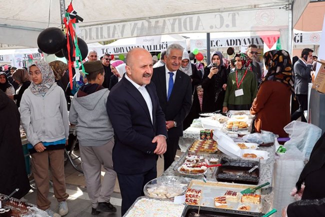 Adıyaman'da Gazze için 'Hayır Çarşısı' açıldı