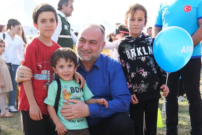 Adana'da aileler festivalde buluştu