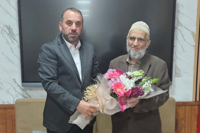 Müftü Çakmakçı'dan öğretmenine vefa