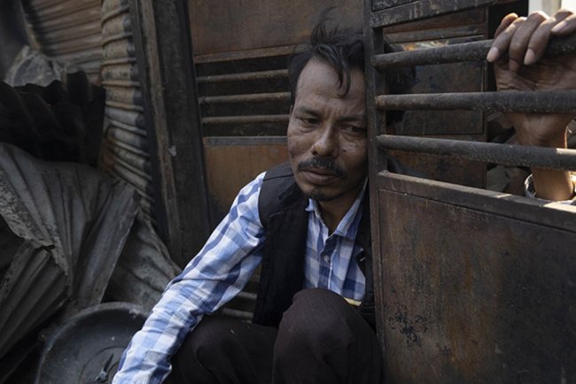 Bangladeş’teki yangında 1500'e yakın ev yandı