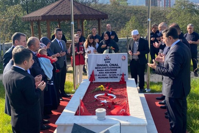 Şehit Ünal şehadetinin yıldönümünde dualarla anıldı