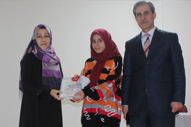 Malatya'da öğrencilere Kur'an hediye edildi