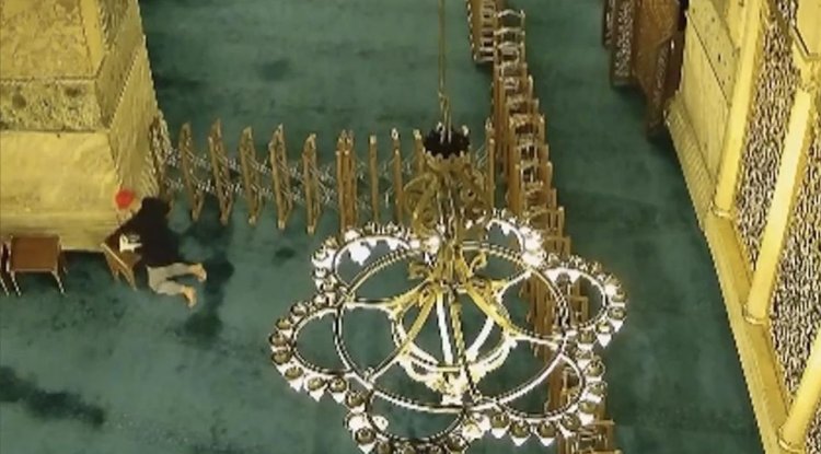 Ayasofya'da yangın çıkaran sanık hakkında 13 yıla kadar hapis talebiyle dava