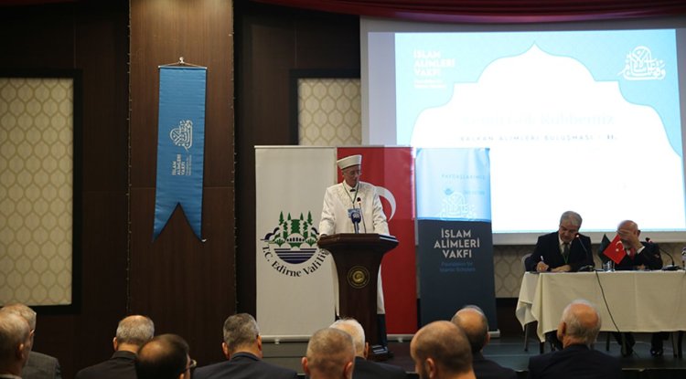 İskeçe Seçilmiş Müftüsü Trampa Edirne merkezli 'Balkan Araştırmaları Merkezi' kurulmasını önerdi