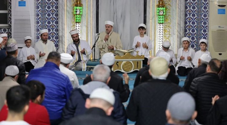 Esenler’de "Kur’an Sofrası" programı gerçekleşti