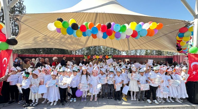 İskenderun'da minikler Kur'an'a okumaya başladı