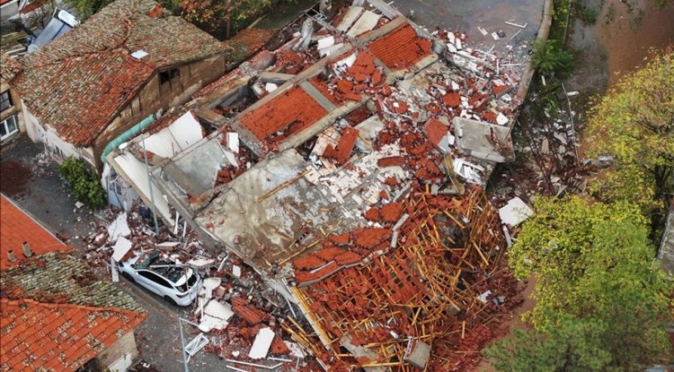 Sındırgı üç ayda Türkiye'nin yıllık deprem ortalamasının yüzde 60'ını yaşadı