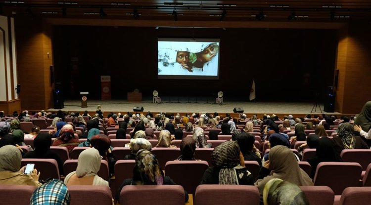 Diyarbakır'da "Mazlum Coğrafyaların Sesi" programı düzenlendi
