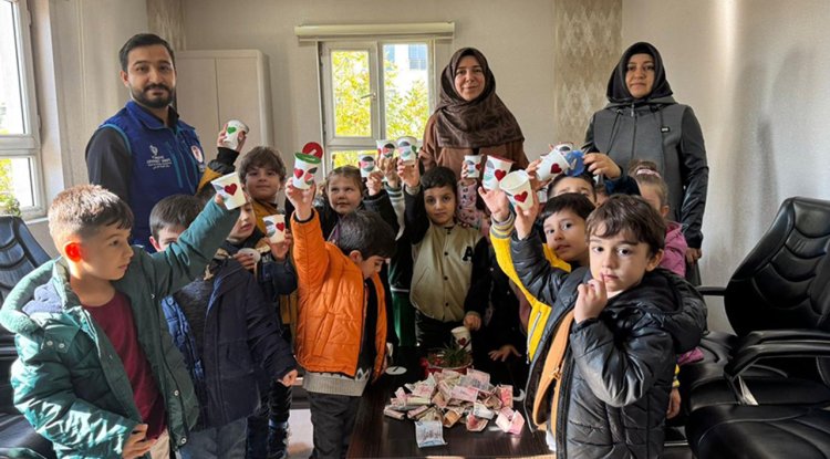 Batman'da minikler kumbaralarını Gazze için açtı