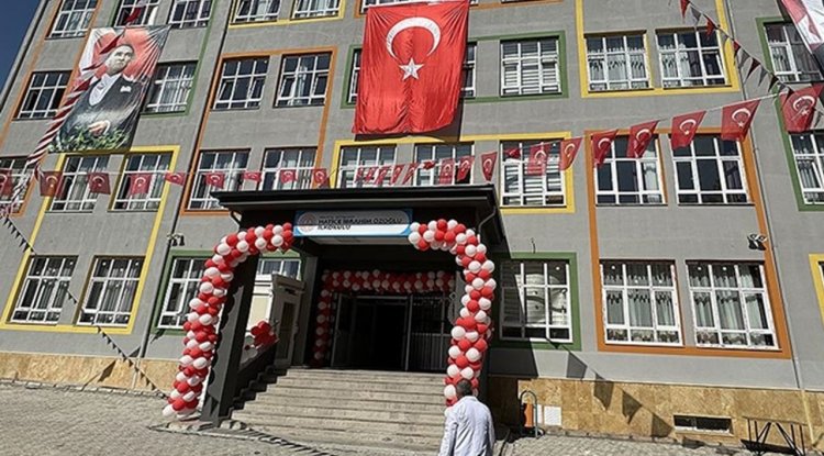 Depremlerden etkilenen Malatya'da 68 yeni okulun yapımı tamamlandı