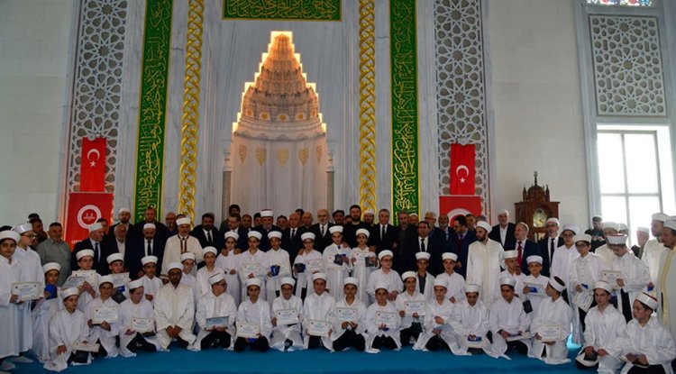 Trabzon'da hafızlar icazet sevinci yaşadı