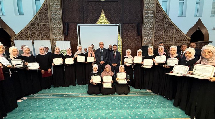 Kayseri'de 183 hafız belge aldı