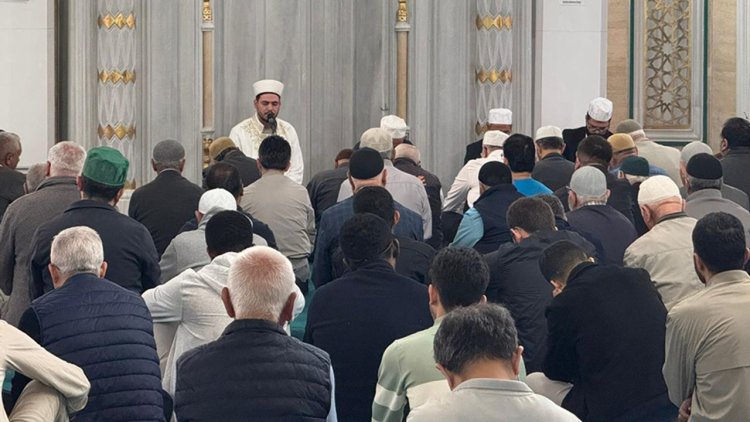 Yüreğir'de cami buluşmasına yoğun ilgi