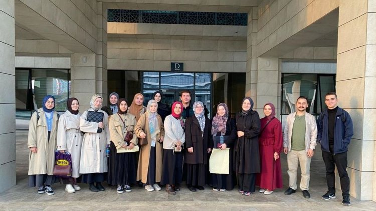 Üniversiteli gençler TDV gönüllü çalışmalarına katılıyor