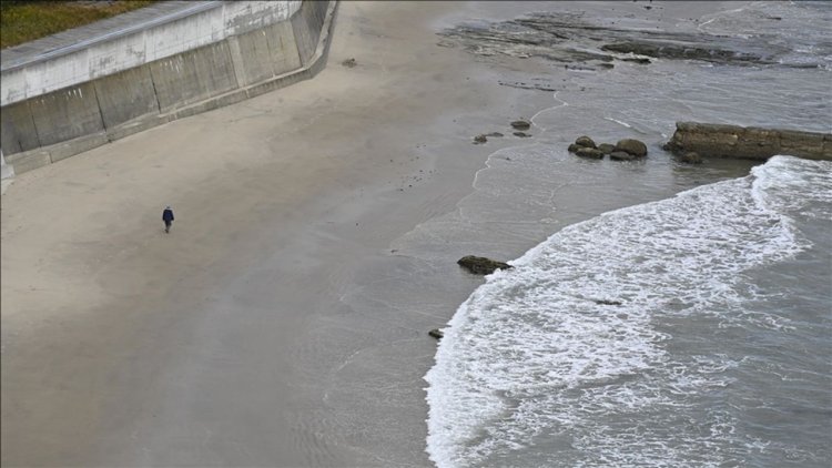 Japonya’da 6,8 büyüklüğündeki depremin ardından hafif ölçekli tsunami meydana geldi