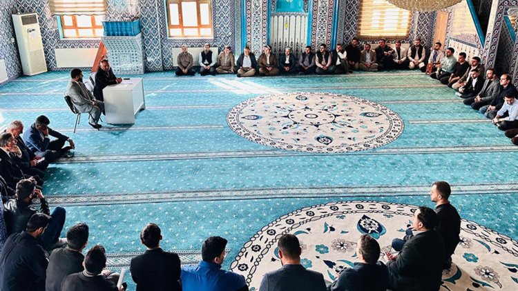 Derecik'te din hizmetleri değerlendirildi