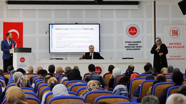 Denizli'de "Engelsiz Aile Okulu" başladı