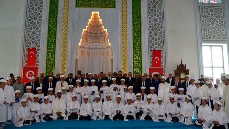 Trabzon'da hafızlar icazet sevinci yaşadı