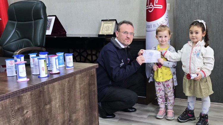 Sinoplu minikler yetim kardeşlerini unutmadı