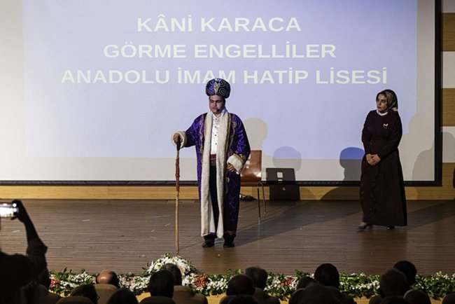 Görme engelli hafızlık öğrencileri meddahlık yapıyor