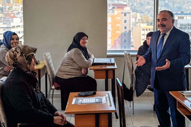 Zonguldak'ta işaret diliyle Kur’an-ı Kerim kursu ilgi görüyor