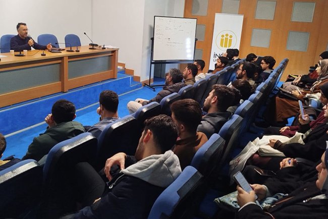 Malatya'da "İrfan Mektebi" konferansları sürüyor