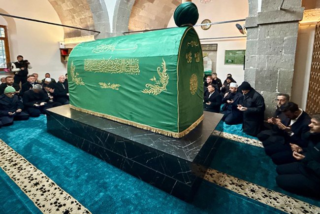 Seyyid Burhaneddin-i Veli Hazretleri dualarla anıldı