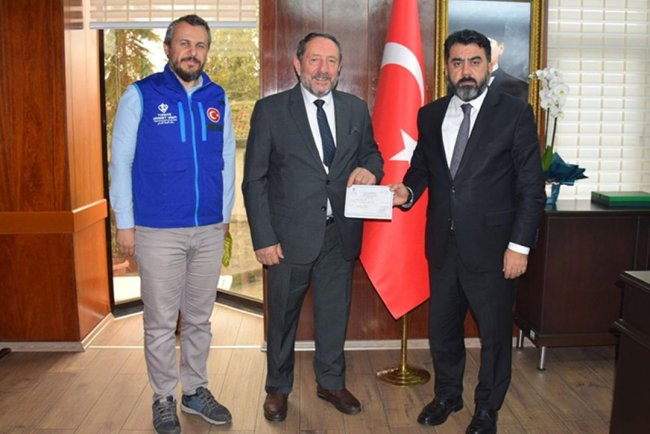 Trabzonlu esnaf her ay bir günlük gelirini bağışlıyor