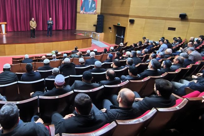 Durmuş: Din görevlilerimiz, güven kapılarıdır