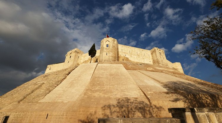 Depremde hasar gören Gaziantep Kalesi sağlamlaştırıldı