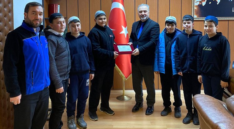 İnşaatı devam eden kursları için bağışta bulundular