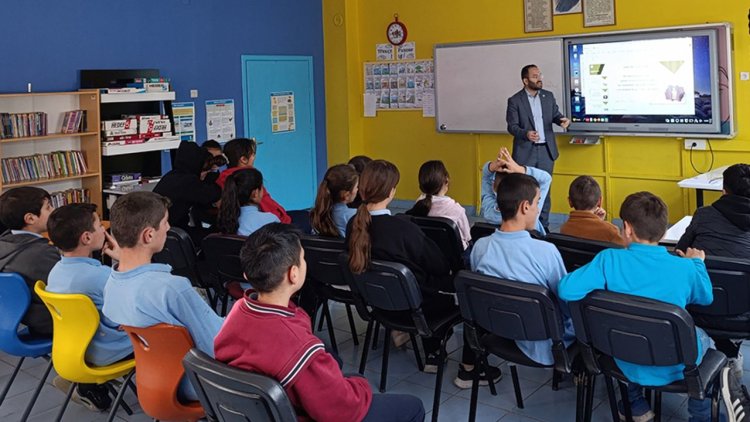 Ortaköy'de değerler eğitimleri sürüyor